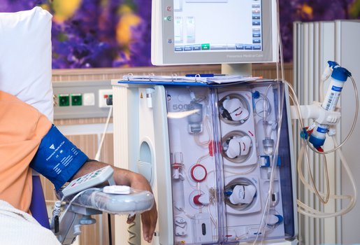 Je ziet een dialysemachine